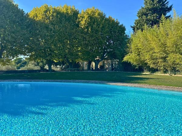 RARE : Offrez-vous une magnifique Propriete ( mas de 10 pièces et 2.6 hectares de parc ) aux portes de SOMMIERES (30)