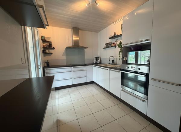 Maison Joue Les Tours 5 pièce(s) 109 m2