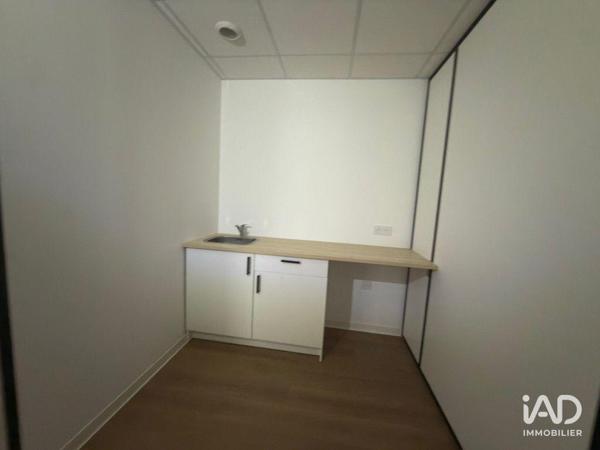 Location bureaux 155 m² Signes