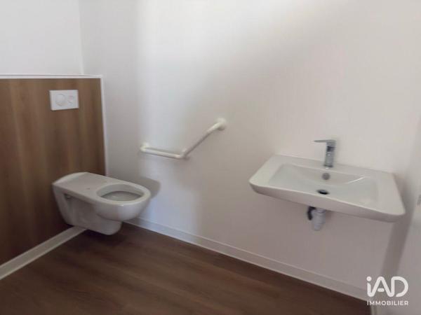 Location bureaux 155 m² Signes