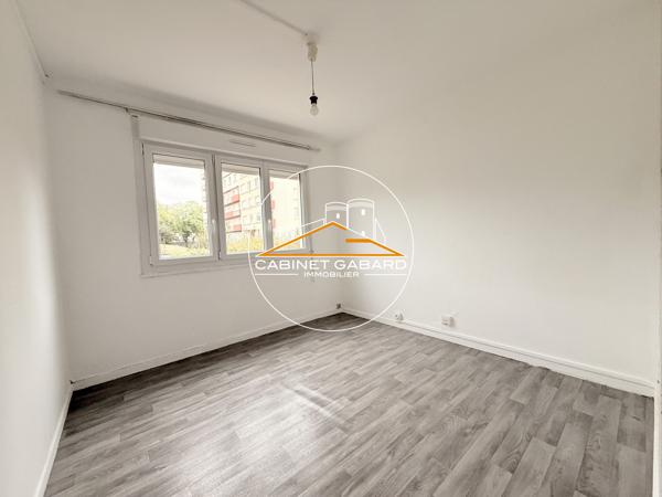 Appartement avec parking et cave