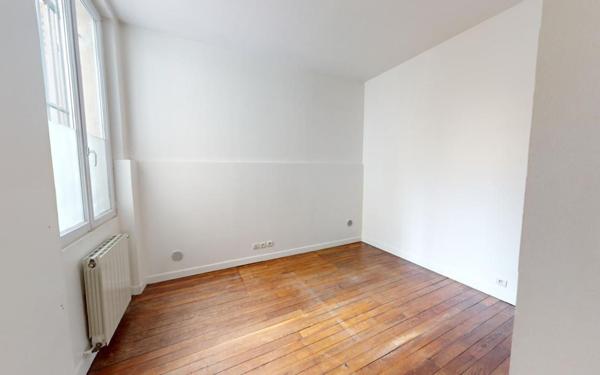 Appartement à vendre    4 pièces • 76,55 m2 Asnières-sur-Seine