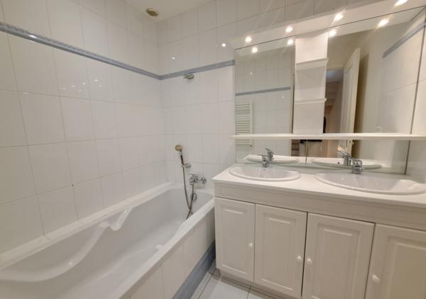 MAISON T5 / REF : 1234