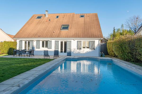 Maison 8 pièces - 202 m² Exclusivité efficity