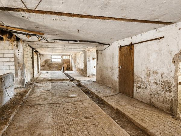 Ferme franc-comtoise 3 logements loués et surface brute aménageable