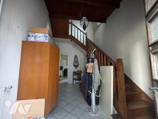 Charmante maison située en centre-ville.