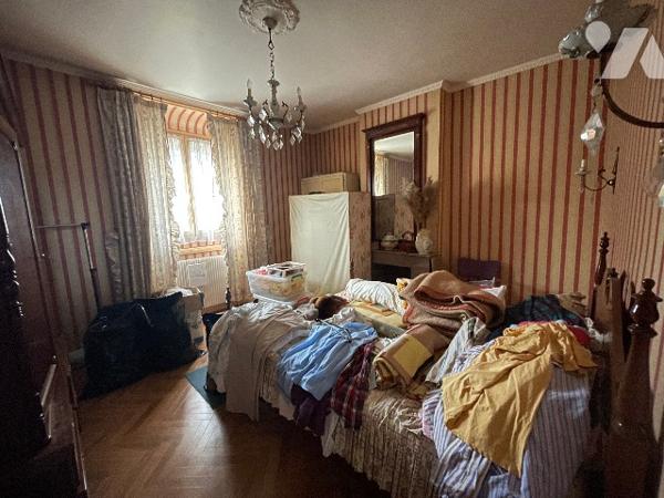 Charmante maison située en centre-ville.