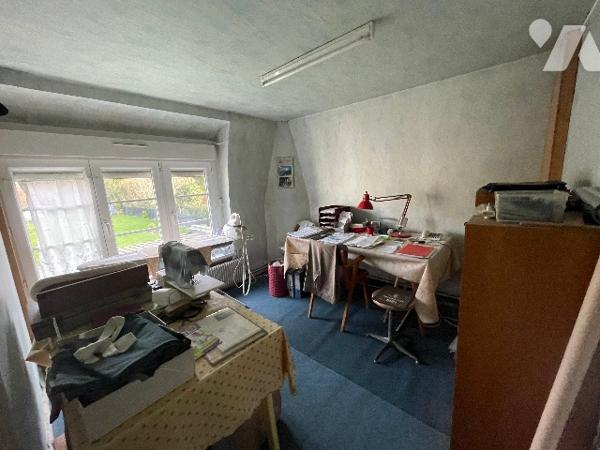 Charmante maison située en centre-ville.