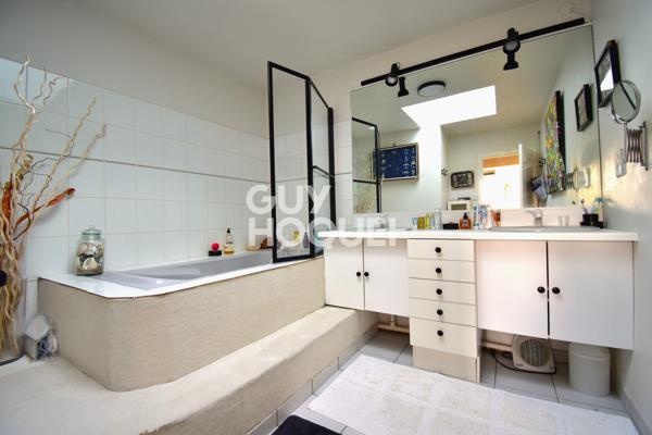 MAISON À VENDRE DE 6 PIÈCES DE 172,31 M²