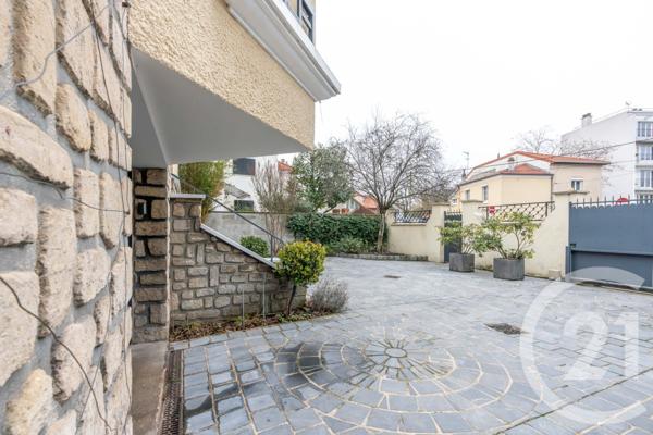 Maison à vendre  8 pièces - 217,87 m2 ST MAUR DES FOSSES - 94