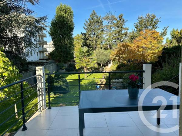 Maison à vendre  8 pièces - 217,87 m2 ST MAUR DES FOSSES - 94
