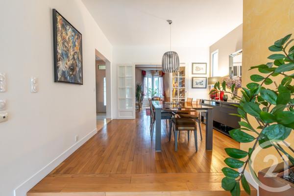 Maison à vendre  8 pièces - 217,87 m2 ST MAUR DES FOSSES - 94