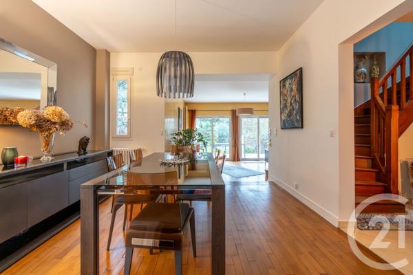 Maison à vendre  8 pièces - 217,87 m2 ST MAUR DES FOSSES - 94