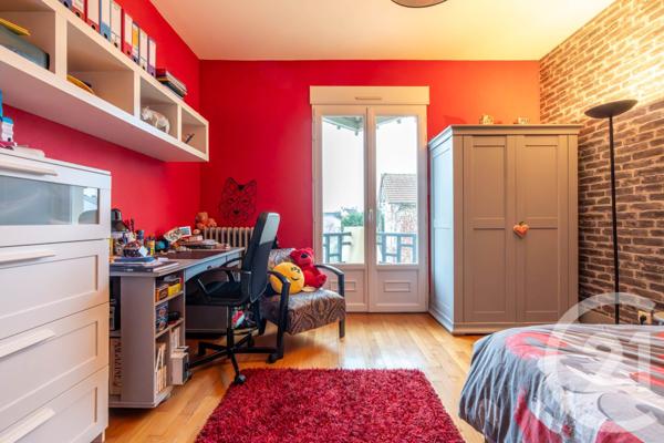 Maison à vendre  8 pièces - 217,87 m2 ST MAUR DES FOSSES - 94