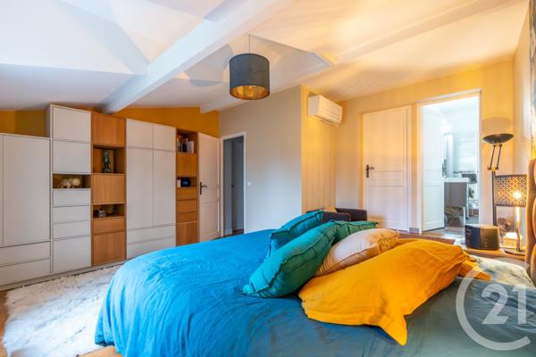 Maison à vendre  8 pièces - 217,87 m2 ST MAUR DES FOSSES - 94