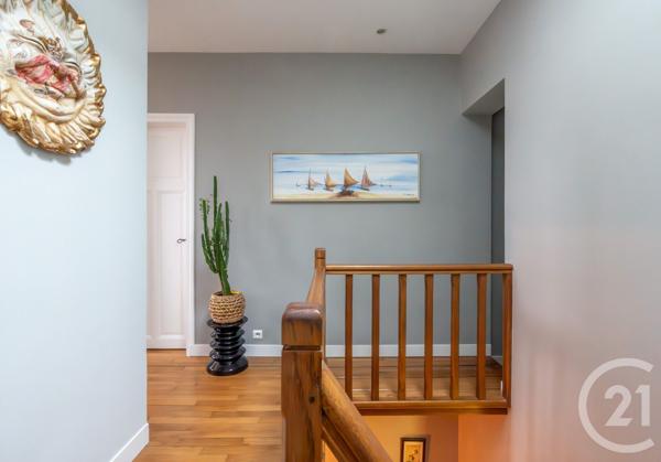 Maison à vendre  8 pièces - 217,87 m2 ST MAUR DES FOSSES - 94