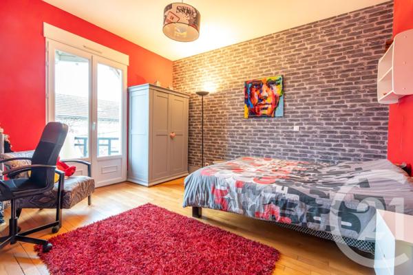 Maison à vendre  8 pièces - 217,87 m2 ST MAUR DES FOSSES - 94