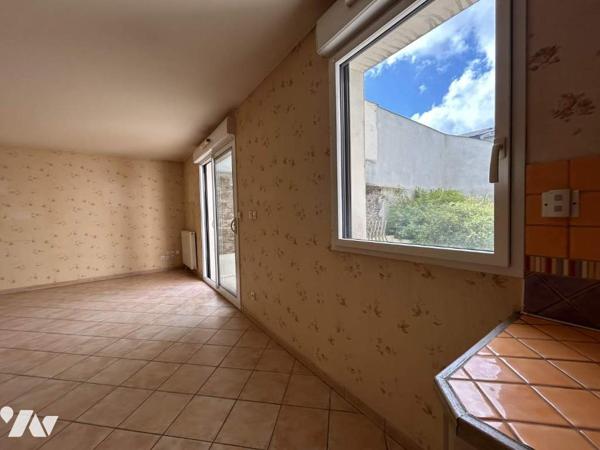 CENTRE-VILLE, APPARTEMENT T3, TERRASSE, GARAGE