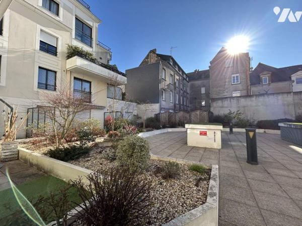 CENTRE-VILLE, APPARTEMENT T3, TERRASSE, GARAGE