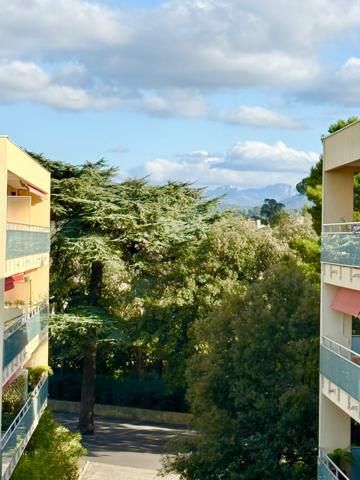 Marseille (13012) Beau T4 Bousquetière Hauts de St Julien