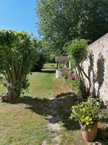 (95450) SERAINCOURT, maison de village et sa dépendance amenagée, 160m2, jardin, garage
