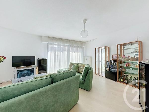 Appartement F3 à vendre  3 pièces - 81,01 m 2   BELFORT  - 90