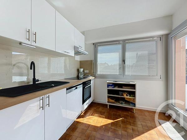 Appartement F3 à vendre  3 pièces - 81,01 m 2   BELFORT  - 90