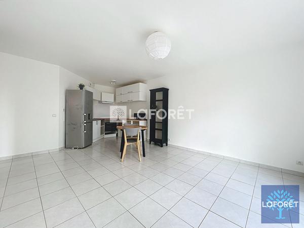 Location appartement Vigneux-sur-Seine - 2 pièce(s) - 45 m² - 920 €/mois