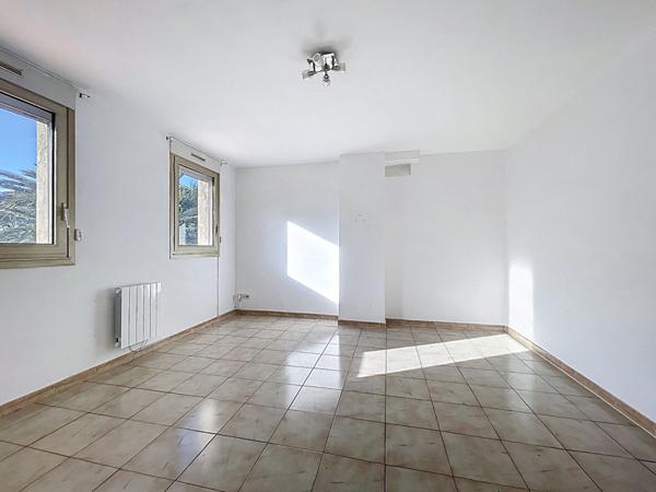 Vente : appartement T3 de 58 m2 Sainte-Anne 13008 Marseille