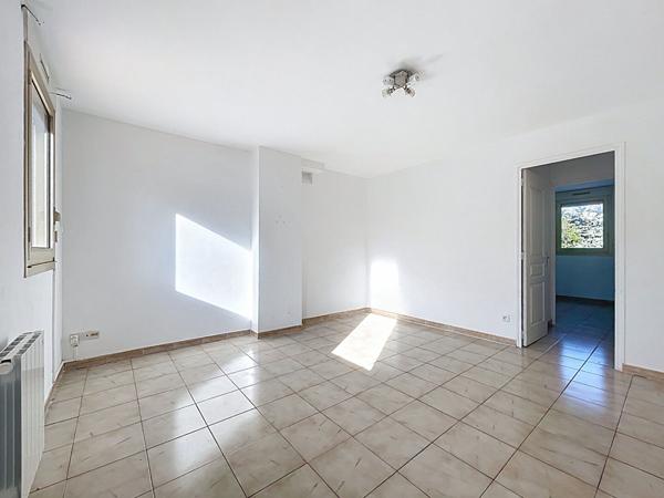 Vente : appartement T3 de 58 m2 Sainte-Anne 13008 Marseille