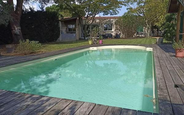 Maison à vendre    6 pièces •  Ambarès-et-Lagrave