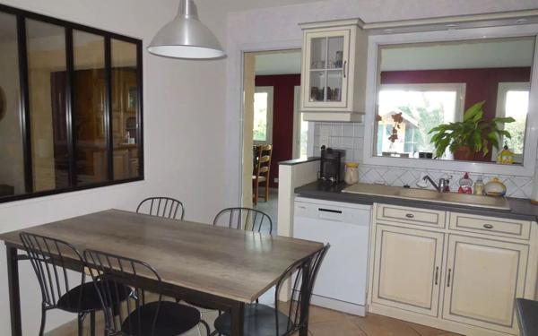 Maison à vendre    6 pièces •  Ambarès-et-Lagrave