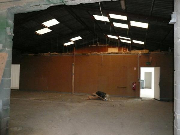 ⚜ Local/bureau A Louer CHATEAUBERNARD Zone Industrielle ⚜