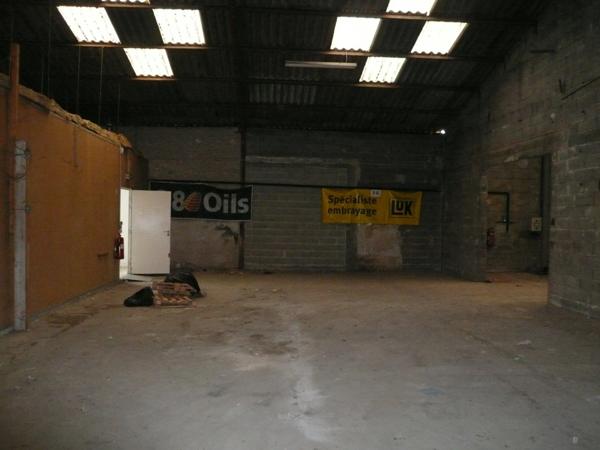 ⚜ Local/bureau A Louer CHATEAUBERNARD Zone Industrielle ⚜