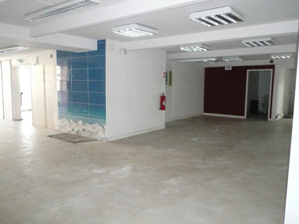 ⚜ Local/bureau A Louer CHATEAUBERNARD Zone Industrielle ⚜