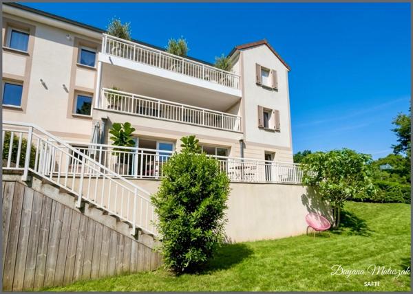 Superbe appartement T4 2015 avec terrasse et jardin