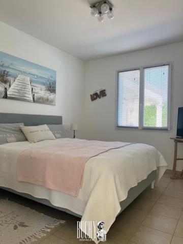 Maison 5 pièce(s) 4 chambre(s) 214 m²