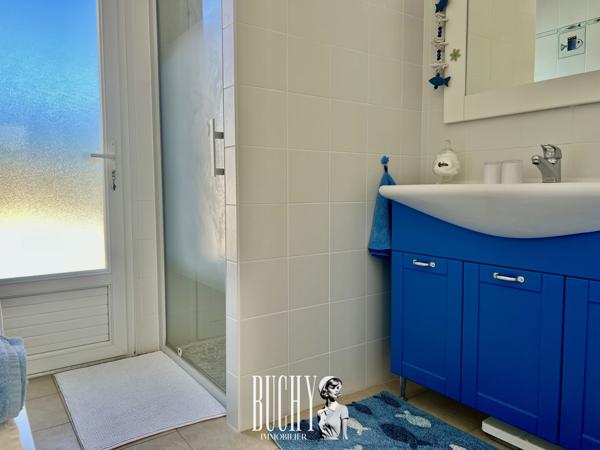 Maison 5 pièce(s) 4 chambre(s) 214 m²