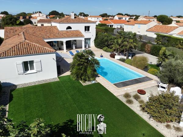 Maison 5 pièce(s) 4 chambre(s) 214 m²