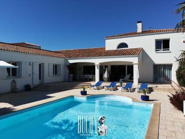 Maison 5 pièce(s) 4 chambre(s) 214 m²