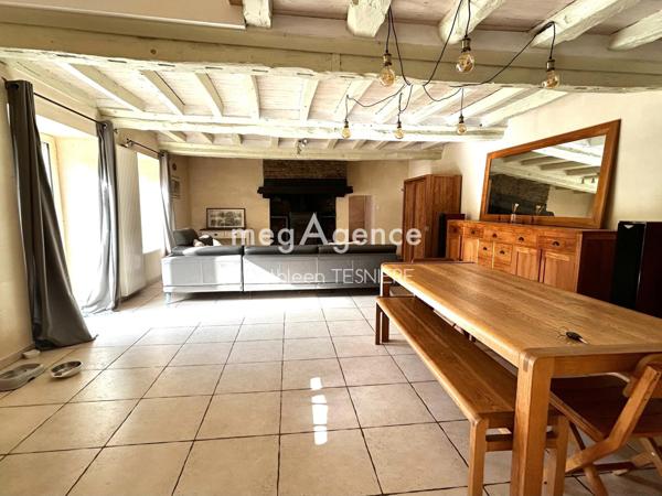 Maison à SAINT-MARTIN-DE-LANDELLES, 50730 - 5 pièces 177m²