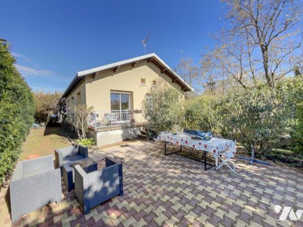 NEUVILLE SUR SAONE centre Maison T5 98m² 570m² terrain 