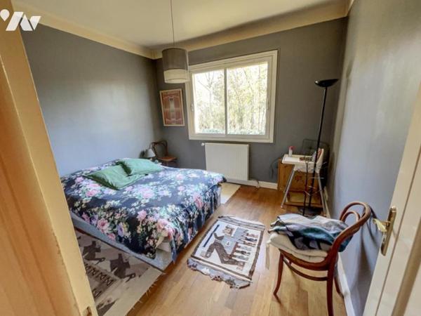 NEUVILLE SUR SAONE centre Maison T5 98m² 570m² terrain 