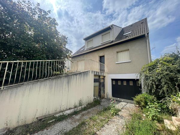 Maison Cerny 6 pièce(s) 127 m2