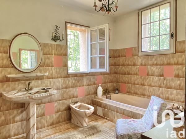 Maison à vendre 10 pièces 250 m² Fuveau