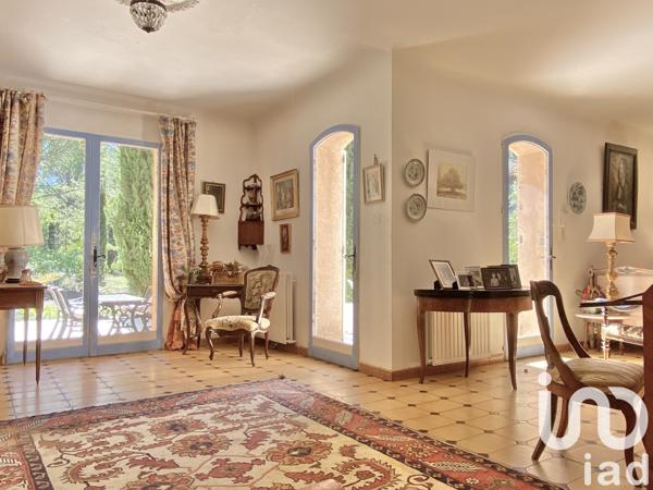 Maison à vendre 10 pièces 250 m² Fuveau