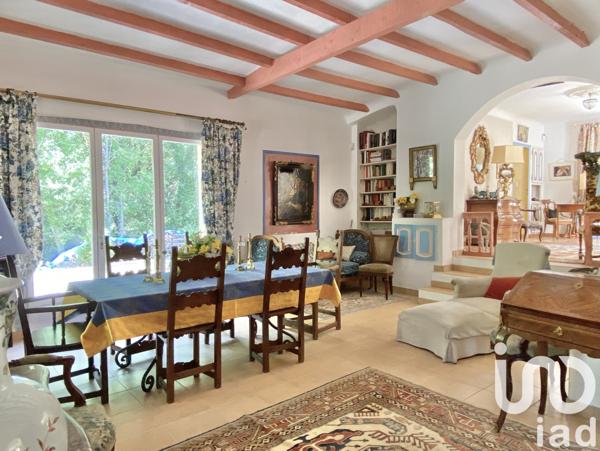 Maison à vendre 10 pièces 250 m² Fuveau