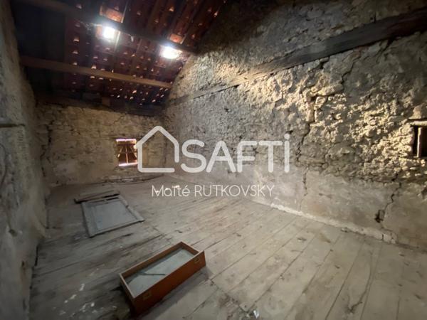 Maison plus garage attenant