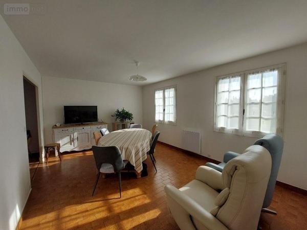 Maison individuelle à vendre à Yquelon dans la Manche (50400), ref : VM3709-50026