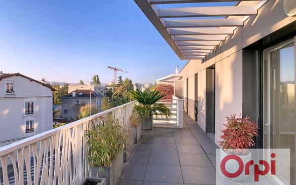 Appartement à vendre    4 pièces • 89,92 m2 Issy-les-Moulineaux